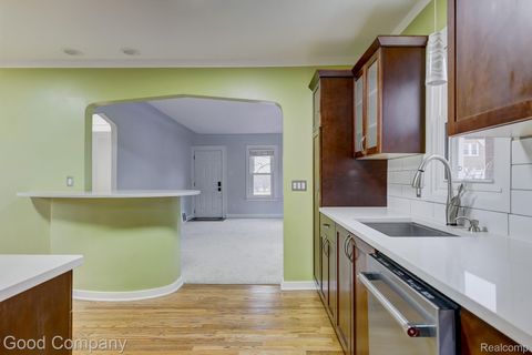 Tiny photo for 1060 W Hazelhurst Street, Ferndale City, MI 48220 (MLS # 20261021688)