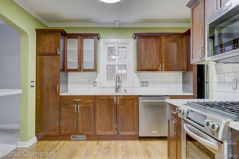 Tiny photo for 1060 W Hazelhurst Street, Ferndale City, MI 48220 (MLS # 20261021688)