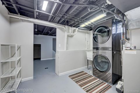 Tiny photo for 1060 W Hazelhurst Street, Ferndale City, MI 48220 (MLS # 20261021688)