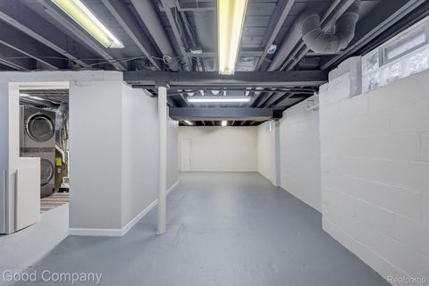 Tiny photo for 1060 W Hazelhurst Street, Ferndale City, MI 48220 (MLS # 20261021688)