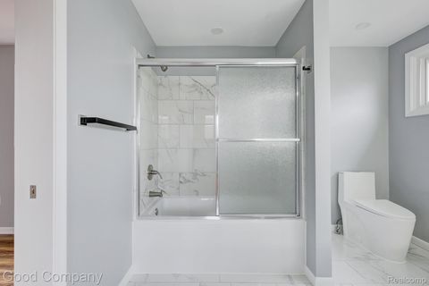 Tiny photo for 1060 W Hazelhurst Street, Ferndale City, MI 48220 (MLS # 20261021688)