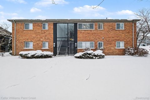 4715 Coolidge Highway 5 Royal Oak Charter Township MI 48073