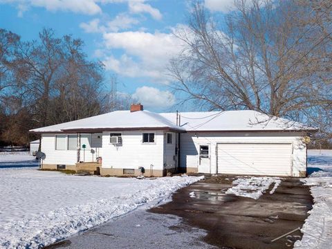 2787 E Miller Road Midland Charter Township MI 48640