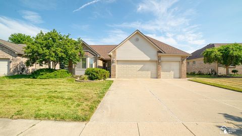 Photo of 26874 Arcadia Drive, Flat Rock City, MI 48134 (MLS # 57050213933)