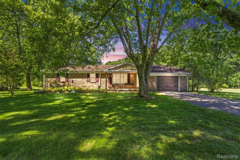 Photo for 12465 Tuscola Road