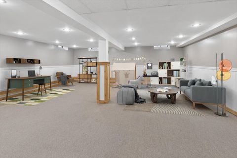 Tiny photo for 640 W Girard Avenue, Madison Heights City, MI 48071 (MLS # 81026009070)