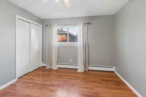 Tiny photo for 640 W Girard Avenue, Madison Heights City, MI 48071 (MLS # 81026009070)