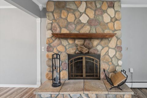 Tiny photo for 640 W Girard Avenue, Madison Heights City, MI 48071 (MLS # 81026009070)