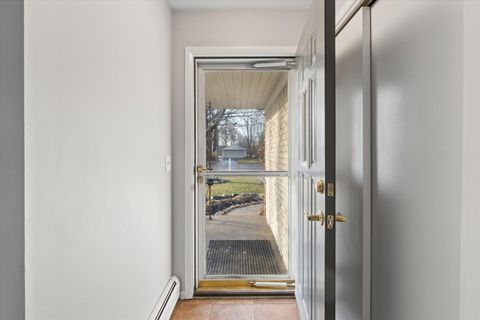 Tiny photo for 640 W Girard Avenue, Madison Heights City, MI 48071 (MLS # 81026009070)