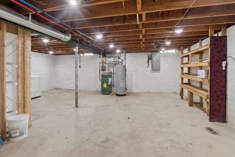 Tiny photo for 640 W Girard Avenue, Madison Heights City, MI 48071 (MLS # 81026009070)