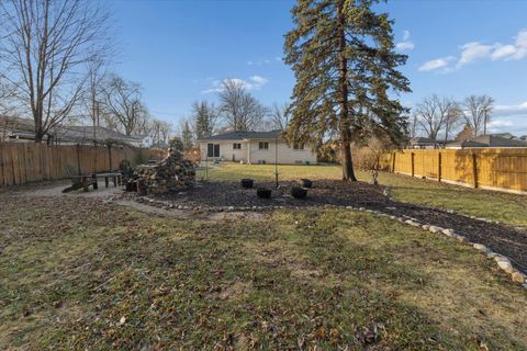 Tiny photo for 640 W Girard Avenue, Madison Heights City, MI 48071 (MLS # 81026009070)