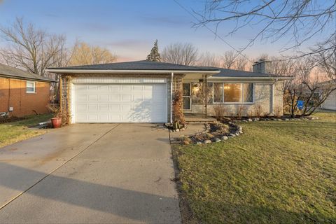 640 W Girard Avenue Madison Heights City MI 48071