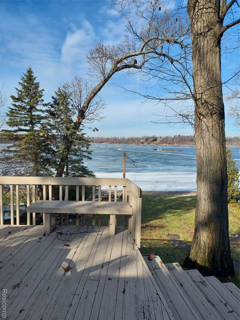 1700 Hamilton Drive Bloomfield Hills City MI 48302