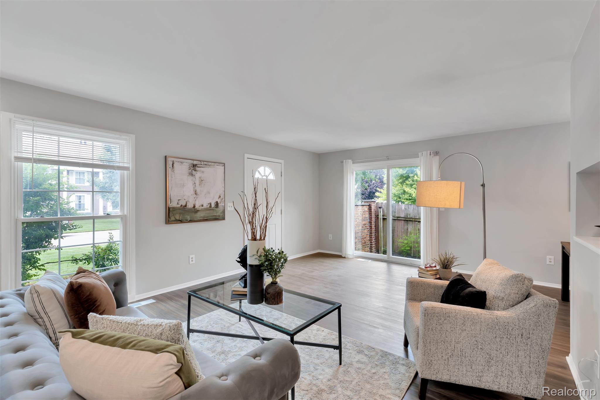 23646 Stonehenge Boulevard
