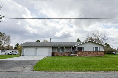 Photo of 330 Johnson Street, Unknown, MI 48829 (MLS # 65026018767)