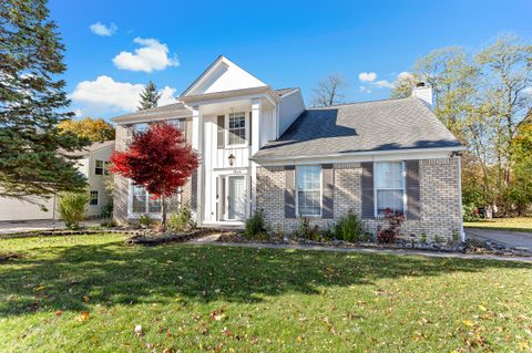 1844 Poppleton Drive West Bloomfield Charter Township MI 48324