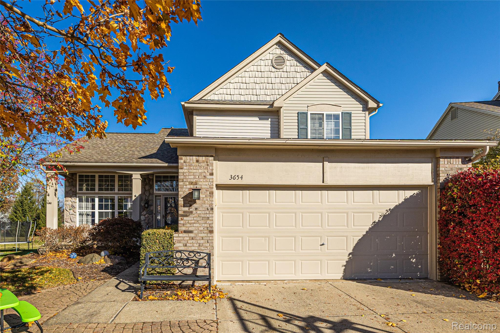 3654 Briarbrooke Lane