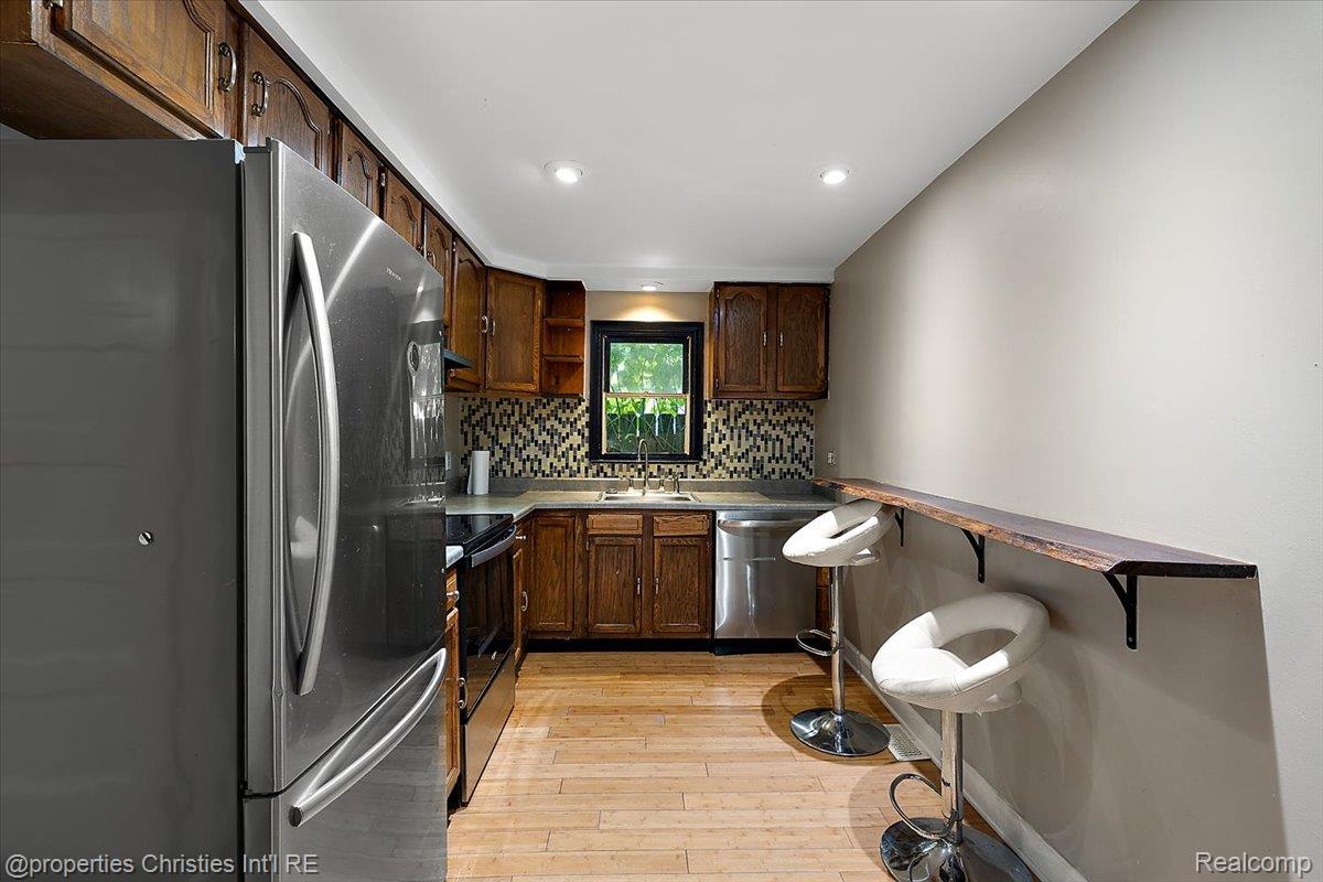 2925 Seebaldt Avenue