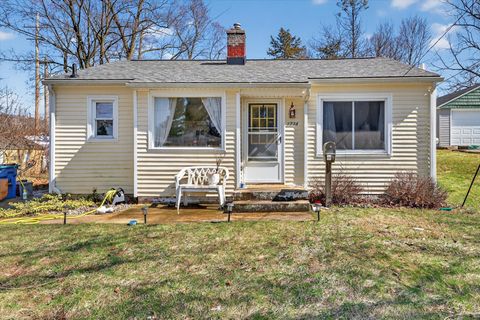 1734 Texel Drive Kalamazoo Charter Township MI 49048