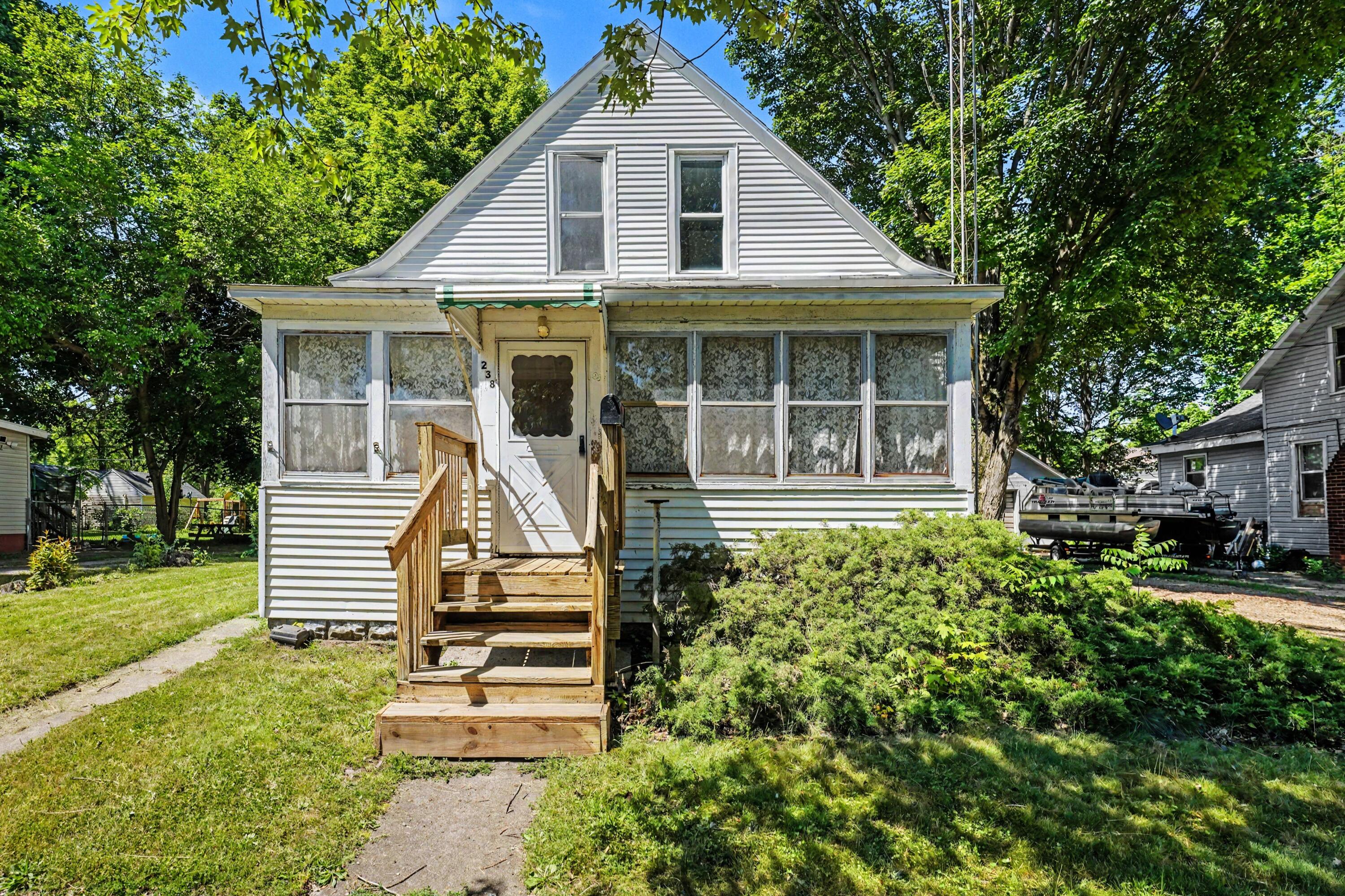 238 4th Avenue