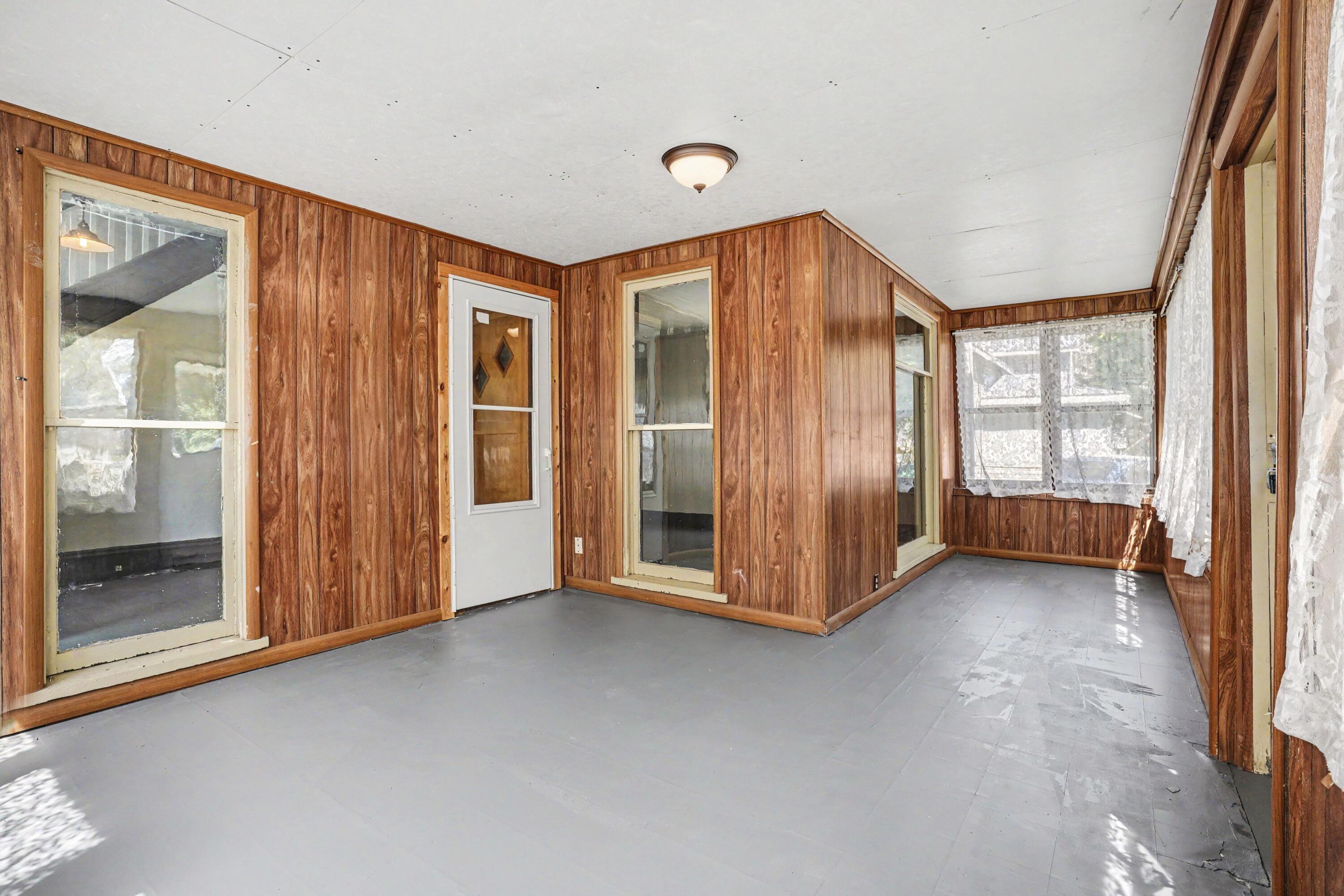 238 4th Avenue