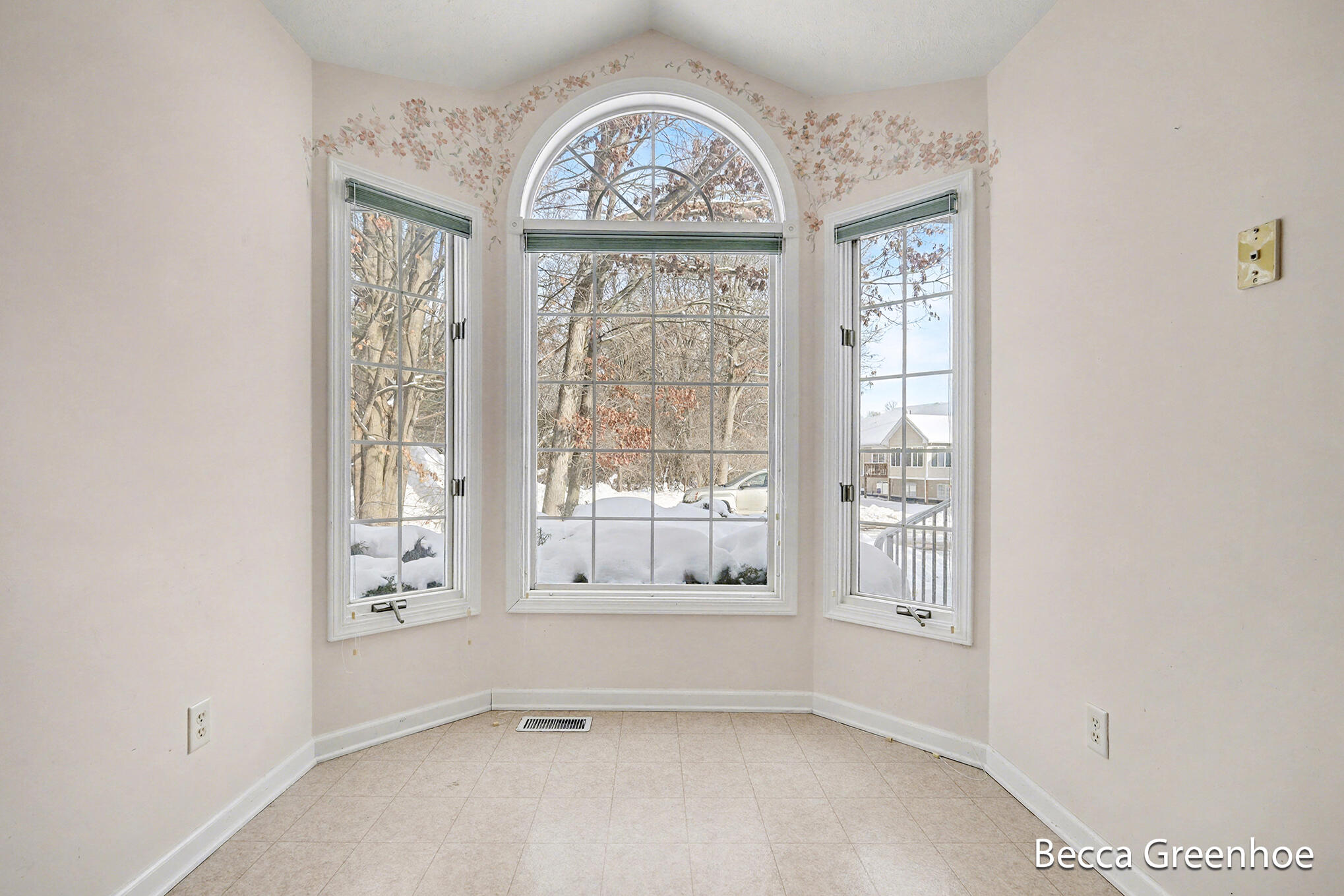 1785 Sanderling Court NE