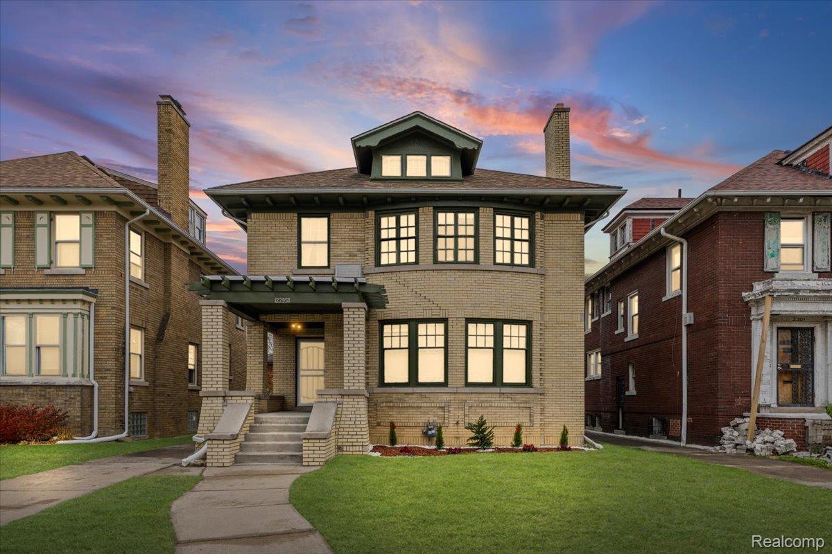 2295 Atkinson Street