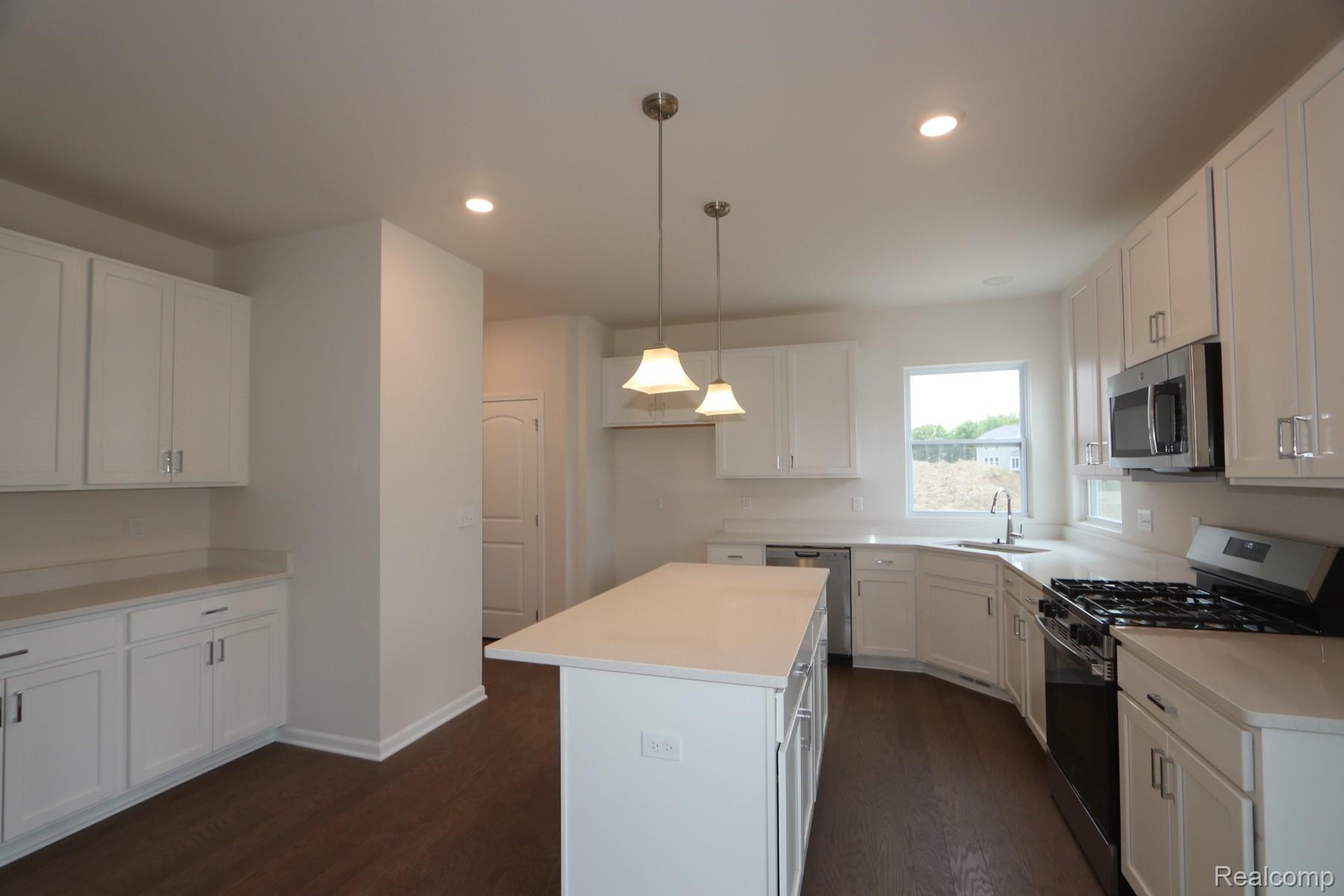 27143 SILO Drive
