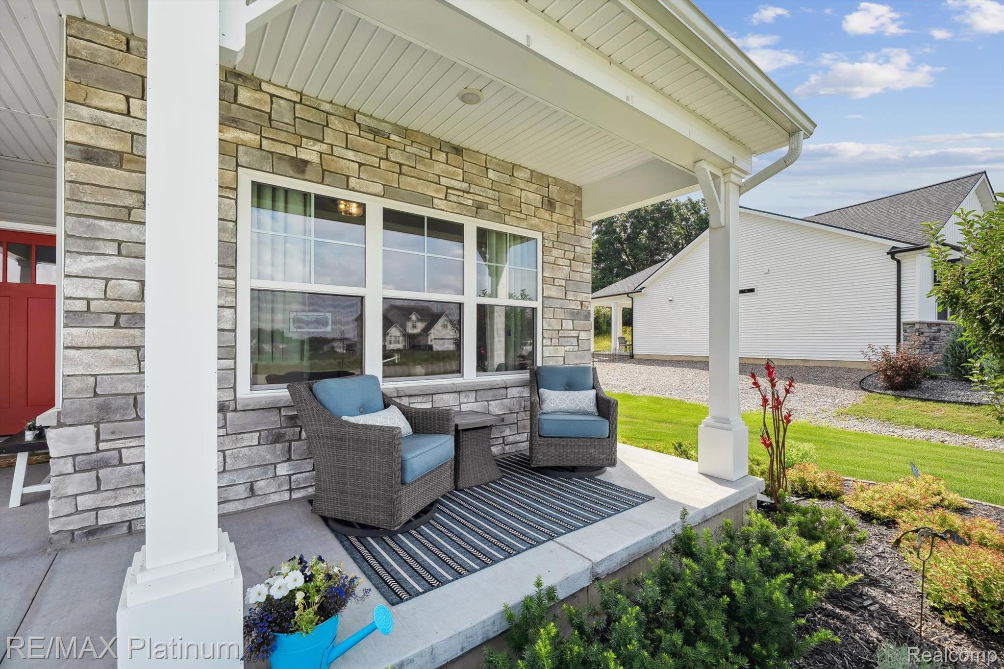 2921 Clivedon Road