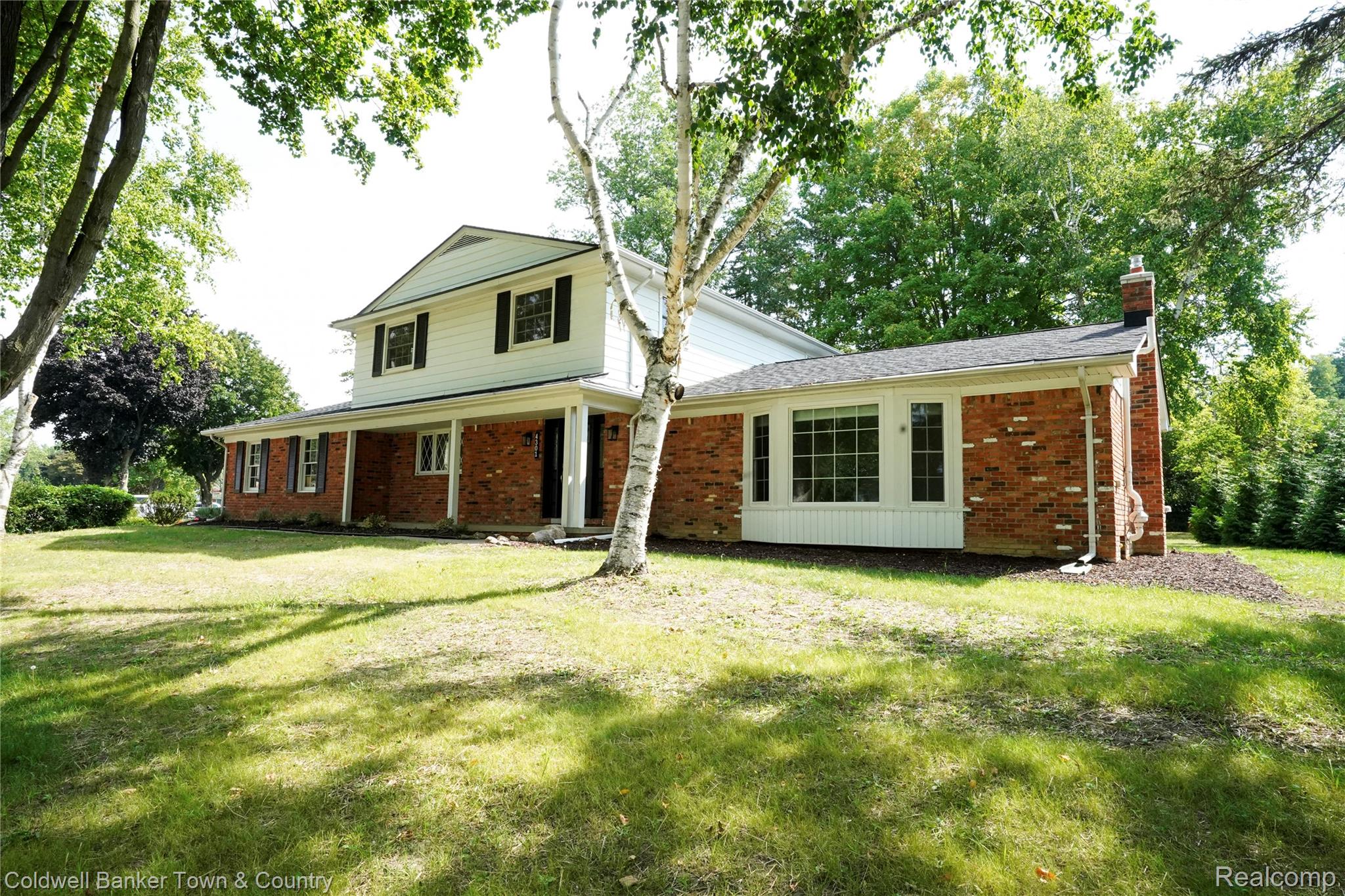 4301 Macqueen Drive