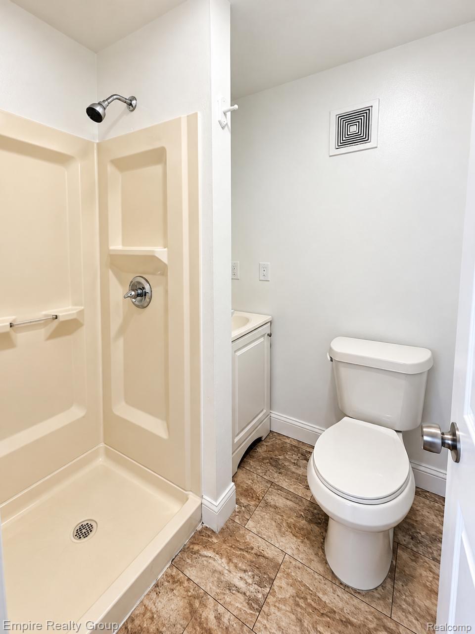 34159 DECATUR Court