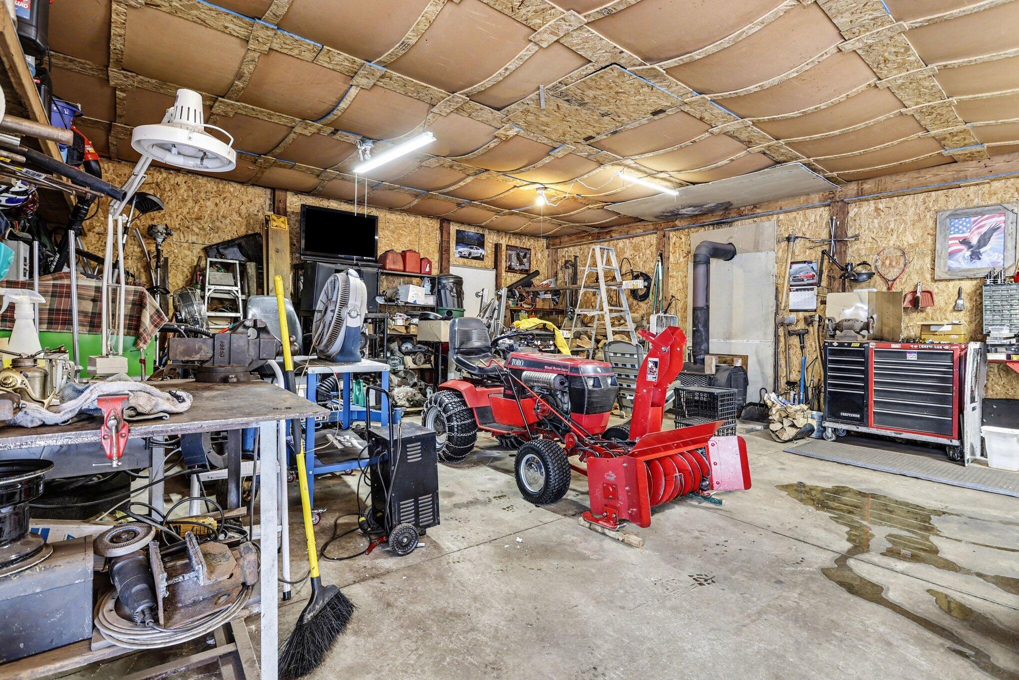 2636 N US Highway 31