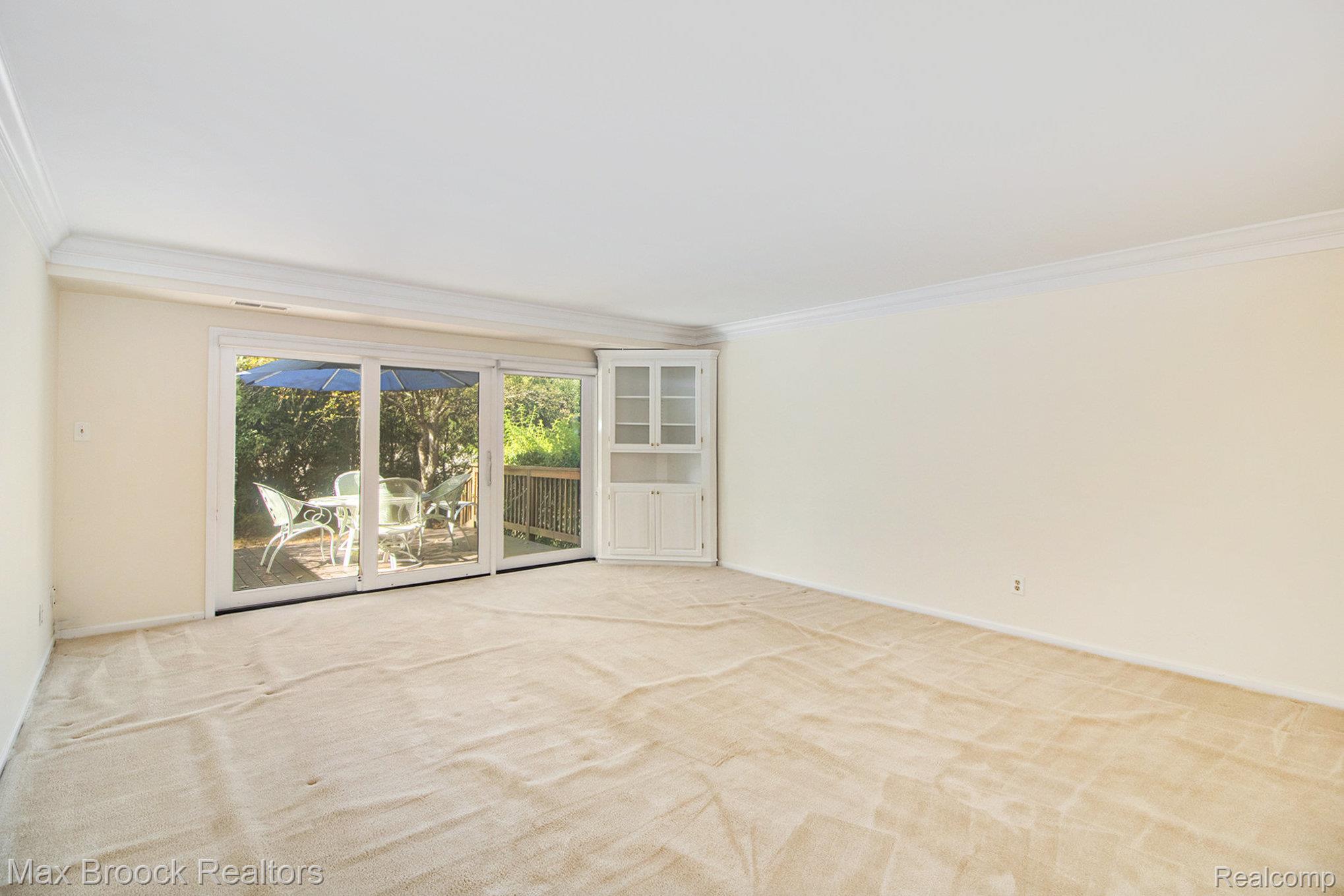 19710 W 13 Mile Road 105