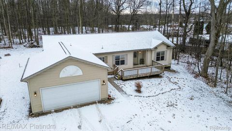 Tiny photo for 2670 E Maple Road, Milford Charter Township, MI 48381 (MLS # 20261002918)