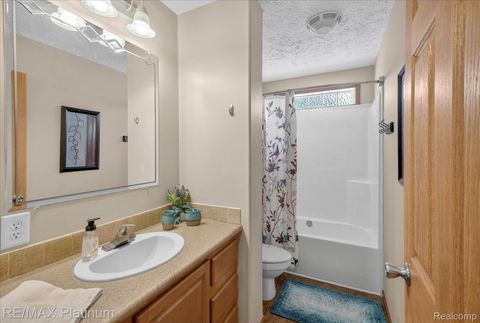 Tiny photo for 2670 E Maple Road, Milford Charter Township, MI 48381 (MLS # 20261002918)