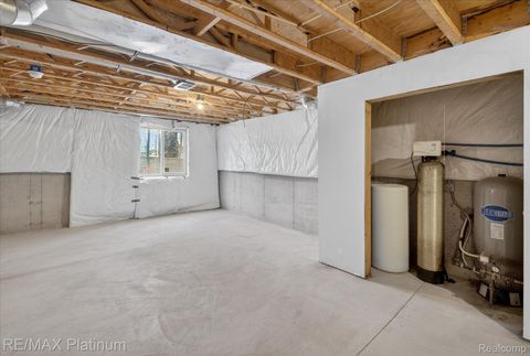 Tiny photo for 2670 E Maple Road, Milford Charter Township, MI 48381 (MLS # 20261002918)