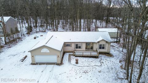 Tiny photo for 2670 E Maple Road, Milford Charter Township, MI 48381 (MLS # 20261002918)
