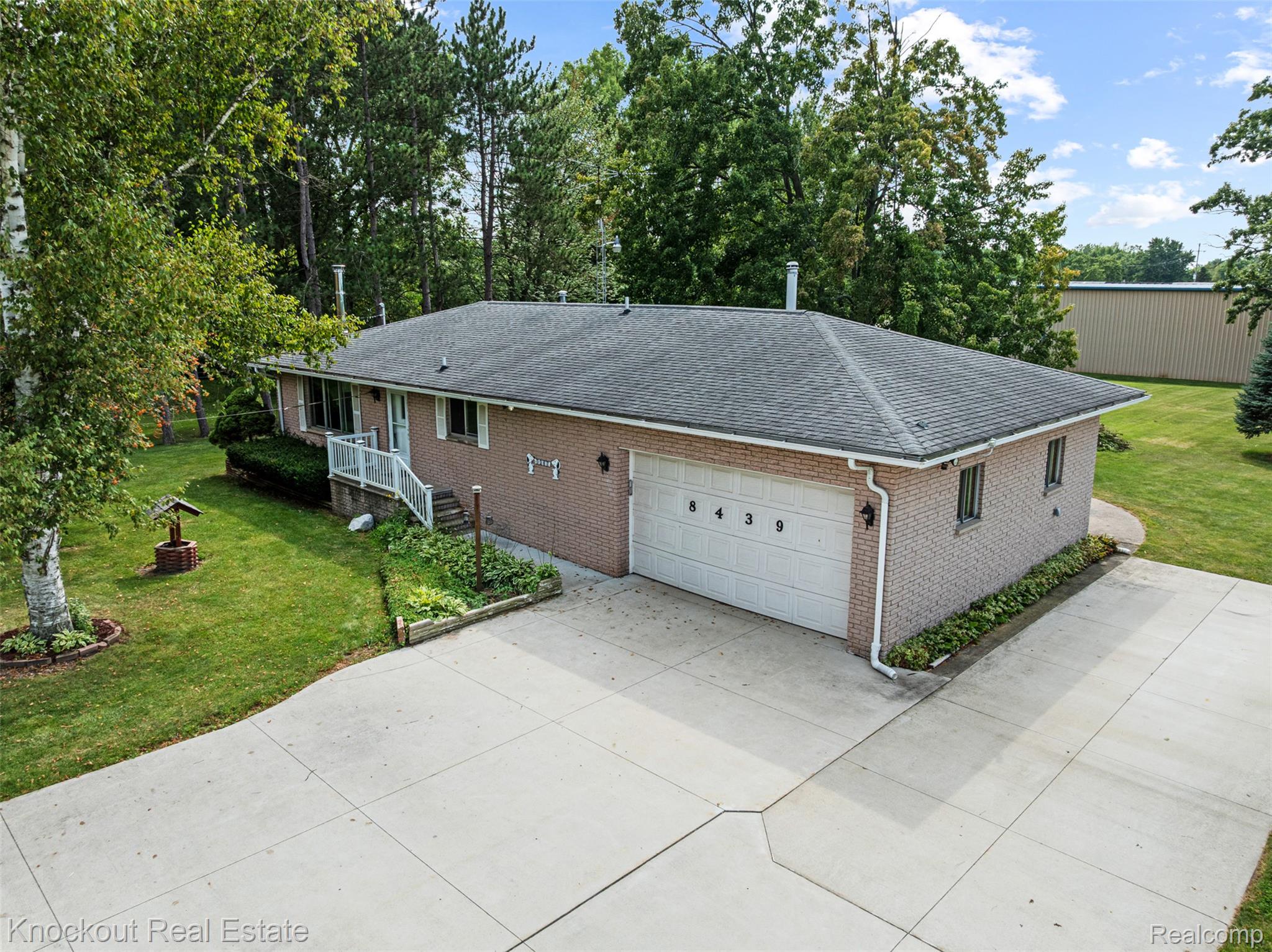 8439 Lewis Road