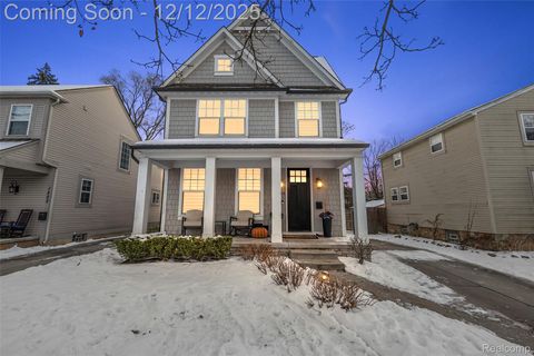 1544 Ruffner Avenue Birmingham City MI 48009