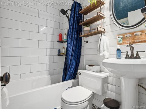 Tiny photo for 4033 Ellwood Avenue, Berkley City, MI 48072 (MLS # 20261008445)