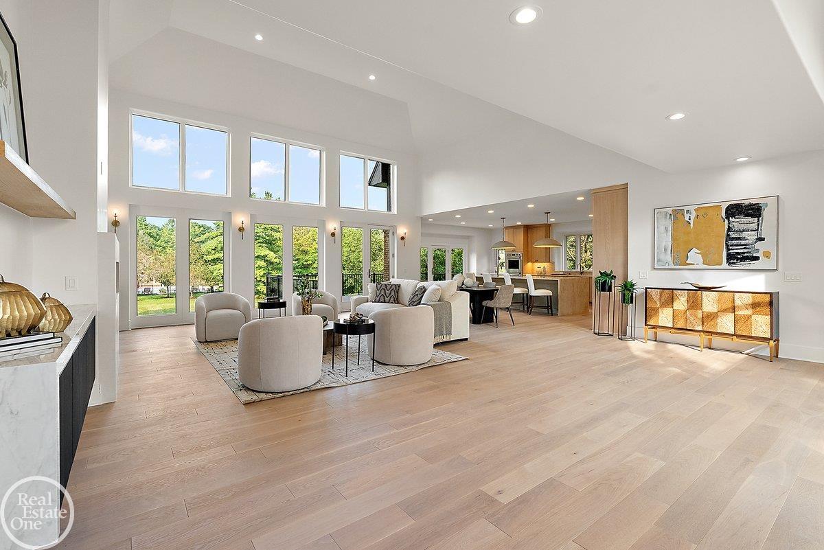 4585 Kiftsgate Bend