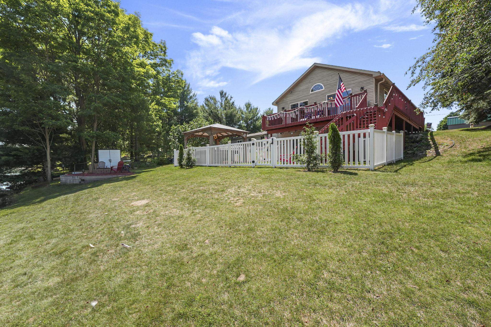 588 Gitchegumee Drive