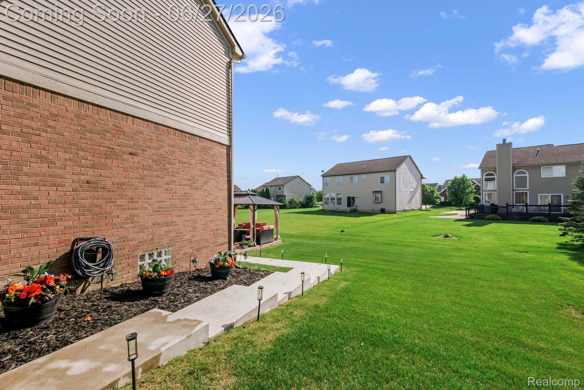 6552 Florence Lane