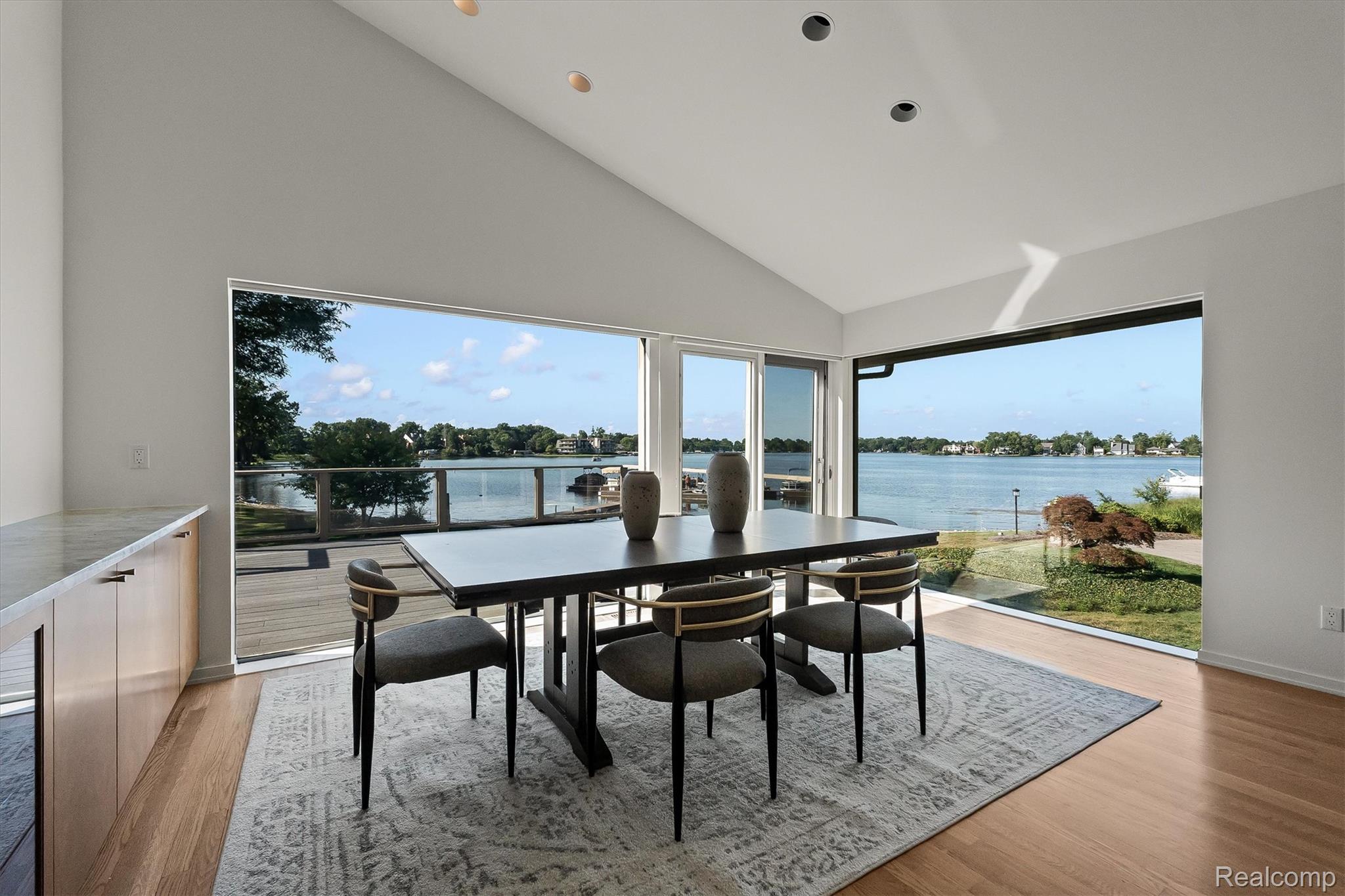 3850 Pine Harbor Drive