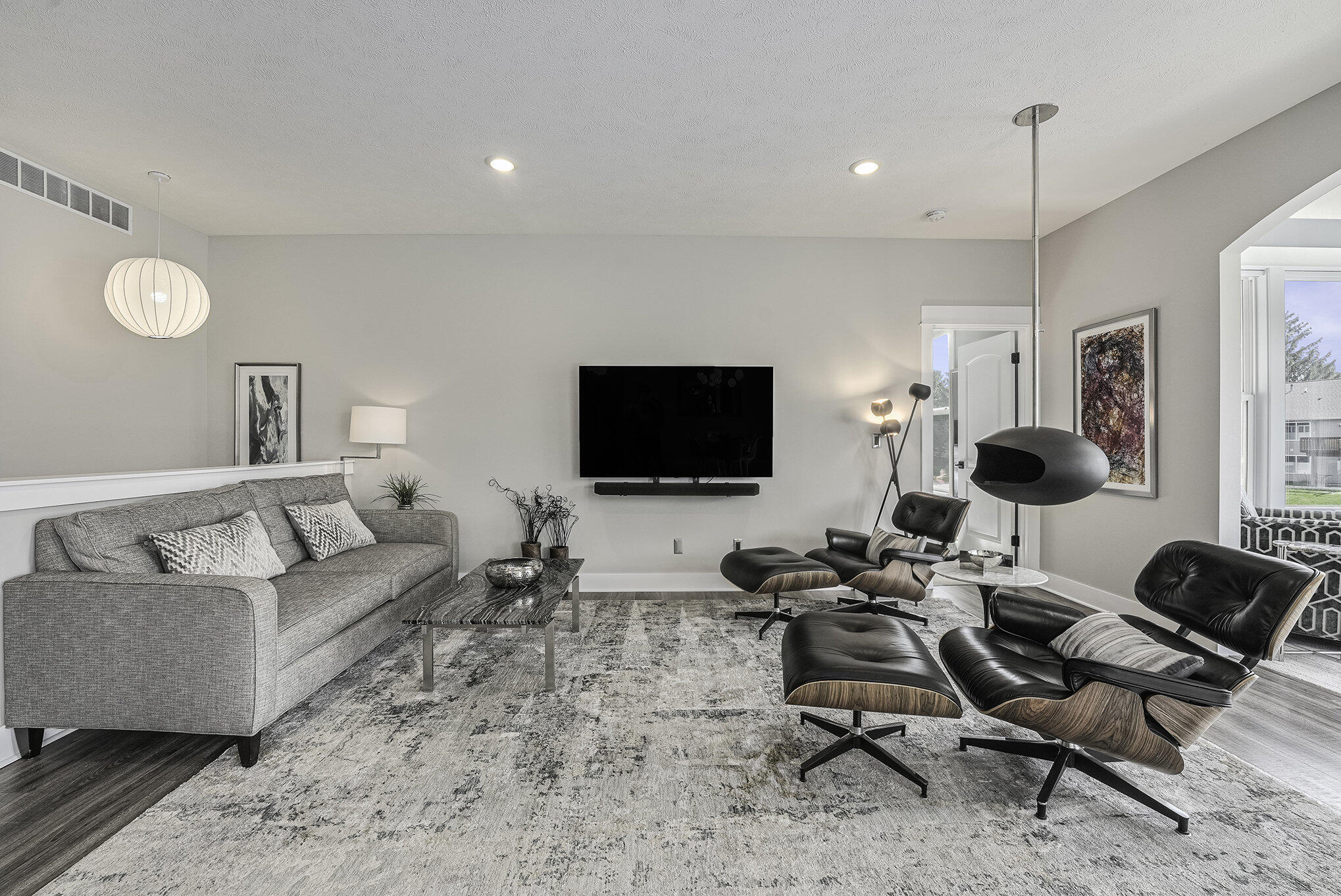 524 W Abbey Mill Drive