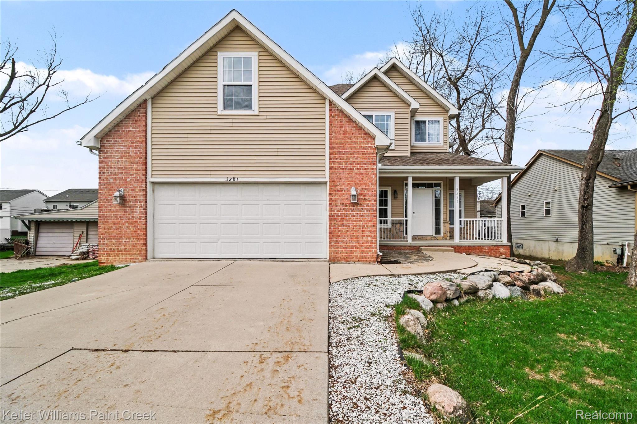 3281 Troy Drive