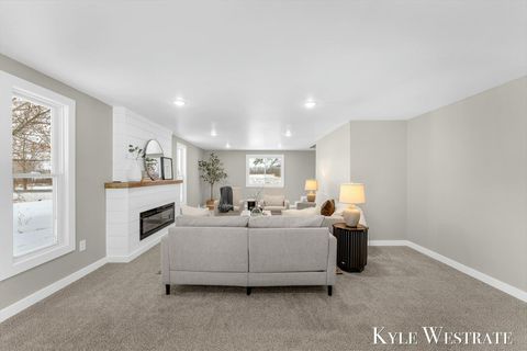A home in EvergreenTownship_Montcalm