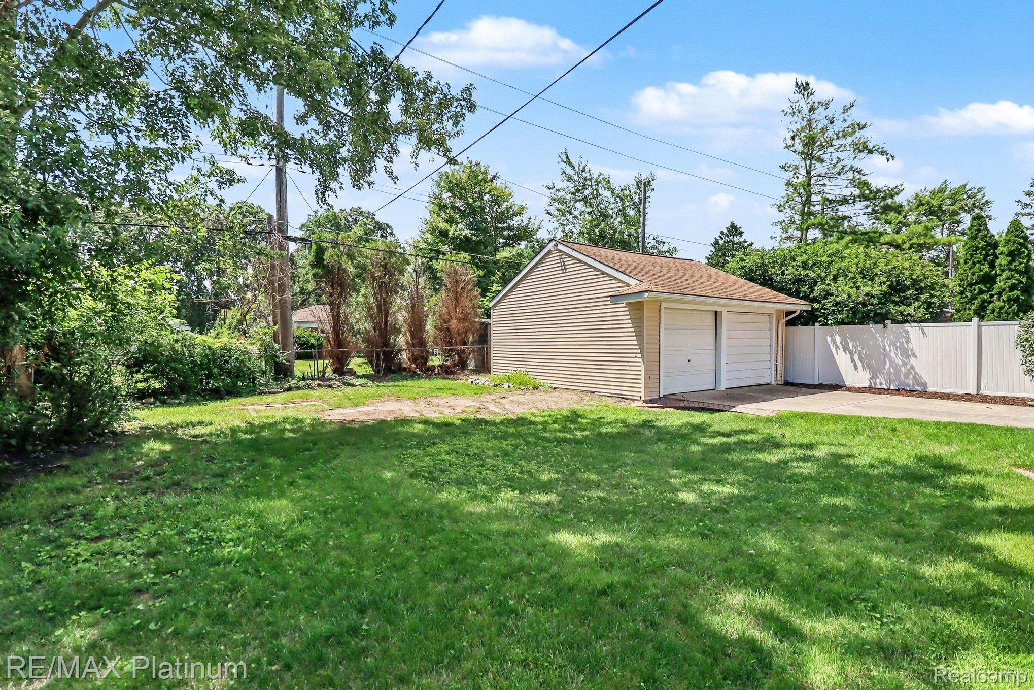 30203 S STOCKTON DRIVE
