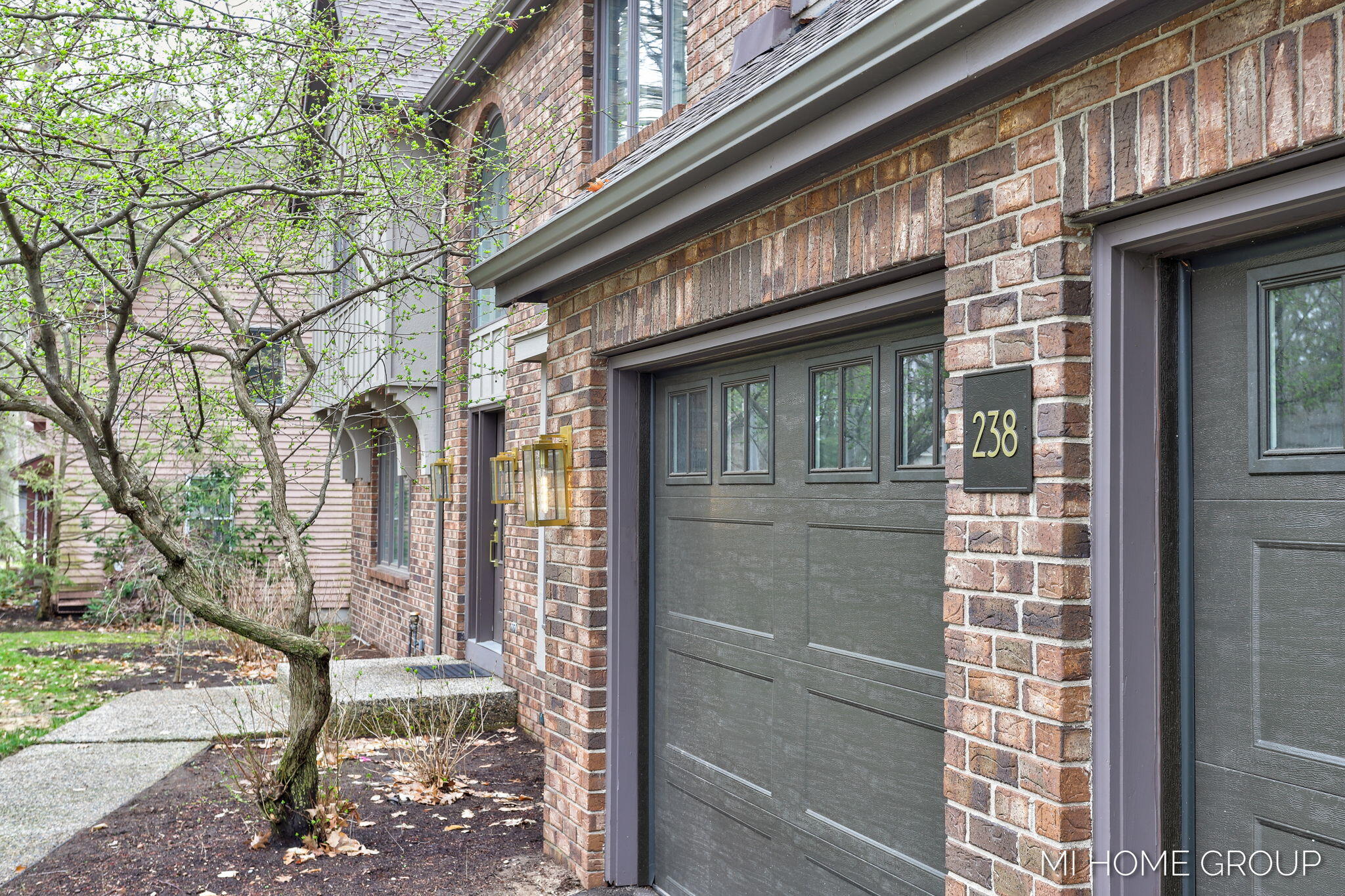 238 Foxdown Road