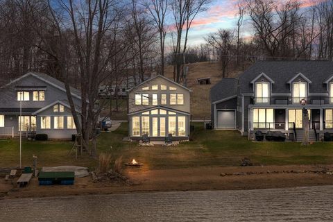 468 Pentecost Highway Franklin Township MI 49265